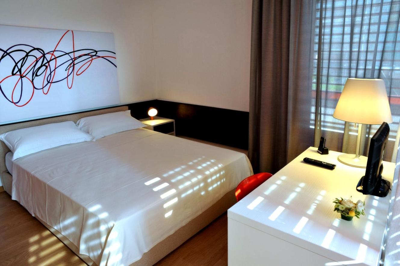 Hotel Garni Centro Chiasso Cameră foto